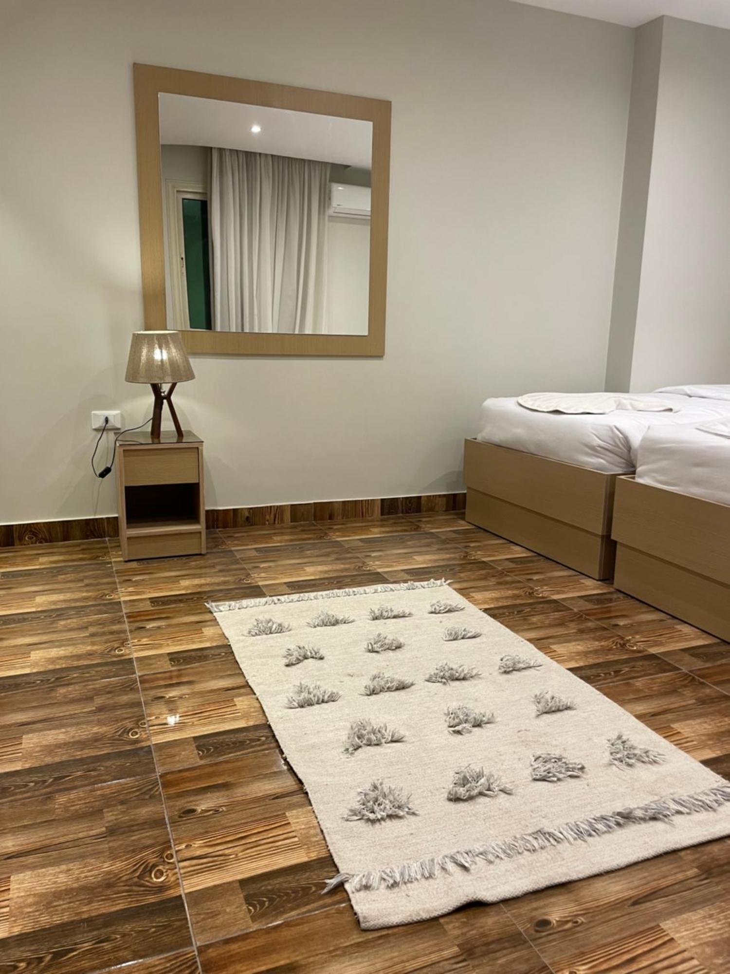 Diyar Pyramids Inn Kafret el-Gabal Kültér fotó